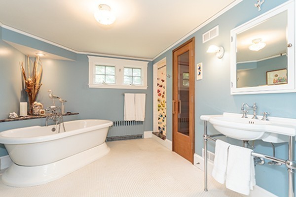 24 Stone Road Belmont, MA 02478 - Photo 21 of 28 Gallery Image 21