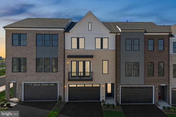 $784,936 | 44508 Lowestoft Square, Ashburn, VA 20147
