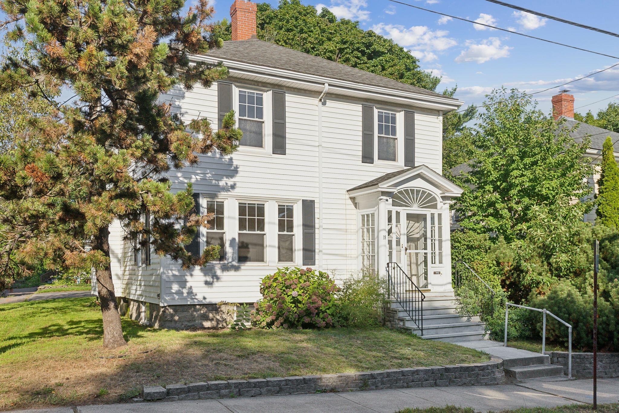 19 Exeter Street Portland, ME 04102 - Photo 1 of 32 3_DSC03927