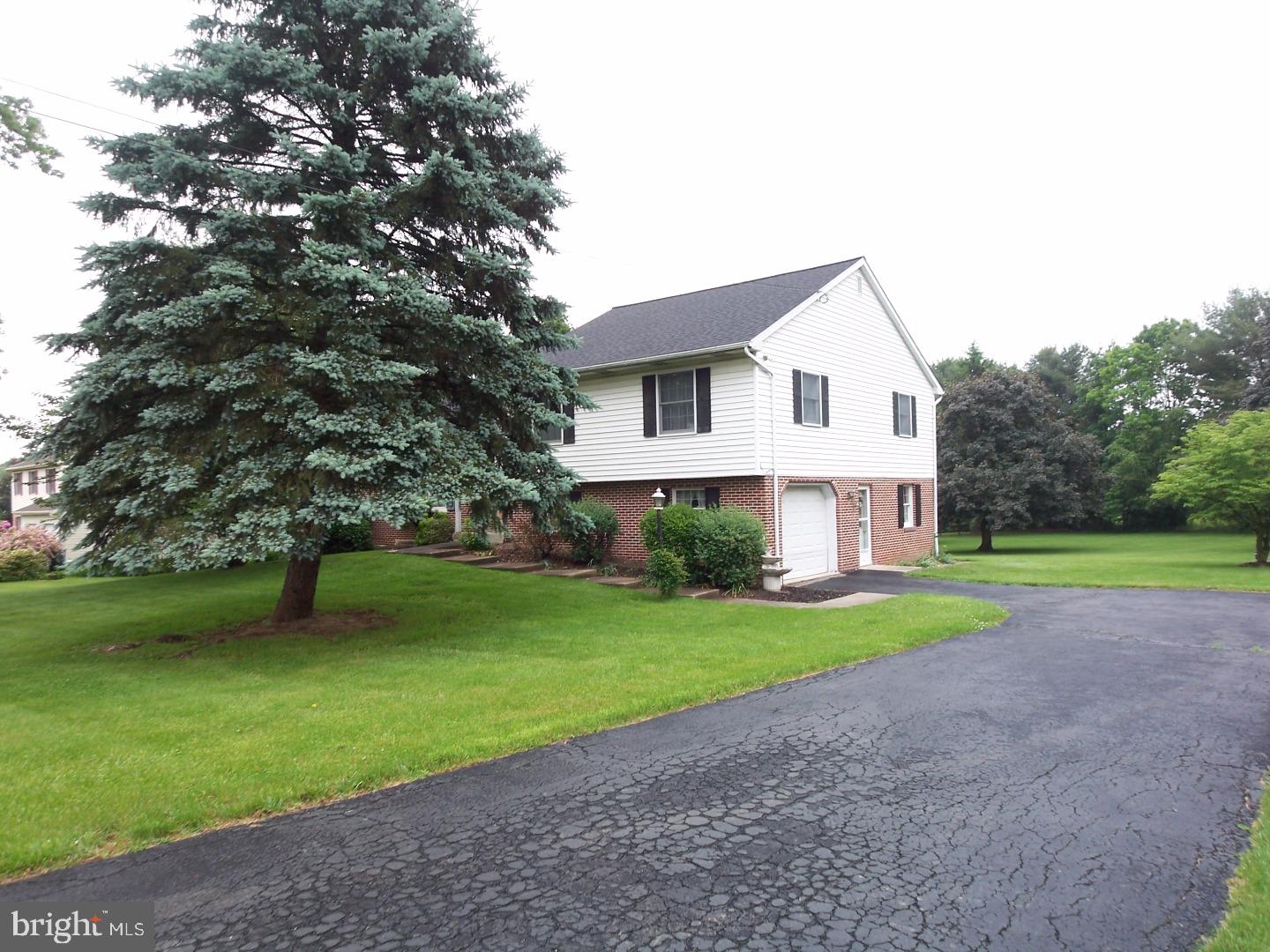 865 Reeceville Road Coatesville, PA 19320 - Photo 4 of 25