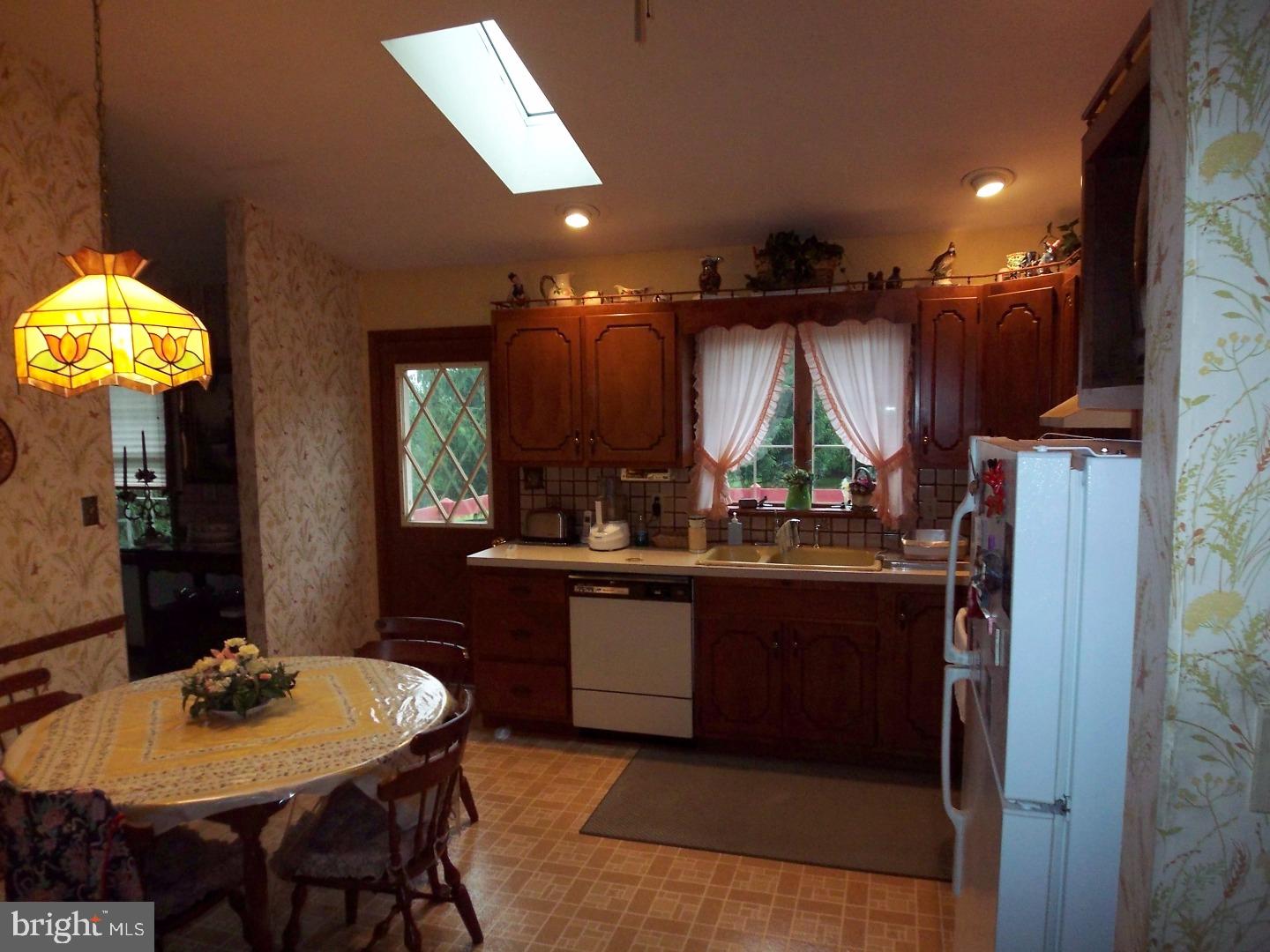 865 Reeceville Road Coatesville, PA 19320 - Photo 7 of 25