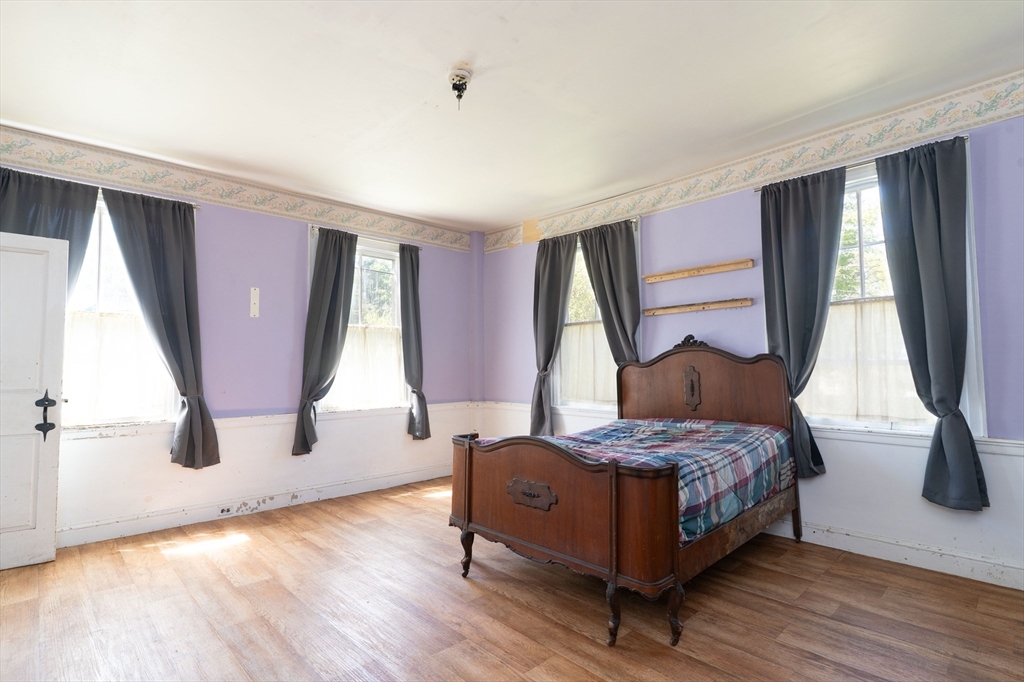3 Main Street Brookfield, MA 01506 - Photo 5 of 36