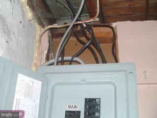 7004 Radbourne Road Upper Darby, PA 19082 - Photo 5 of 5