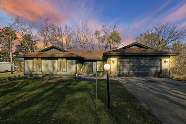 $419,900 | 9499 402nd Avenue, Randall, WI 53128