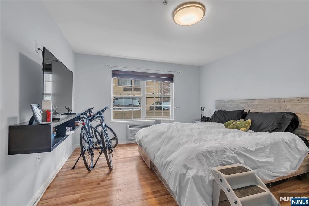 547 Gorge Road, Unit 2E Cliffside Park, NJ 07010 - Photo 17 of 28