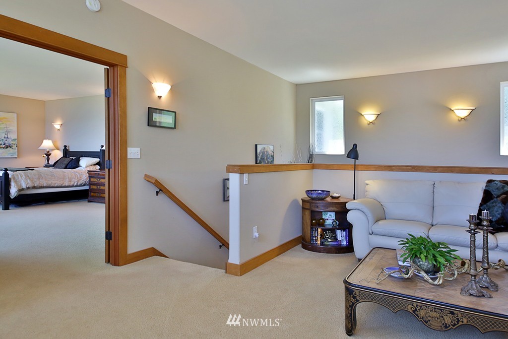 5298 East Harbor Road Freeland, WA 98249 - Photo 12 of 25