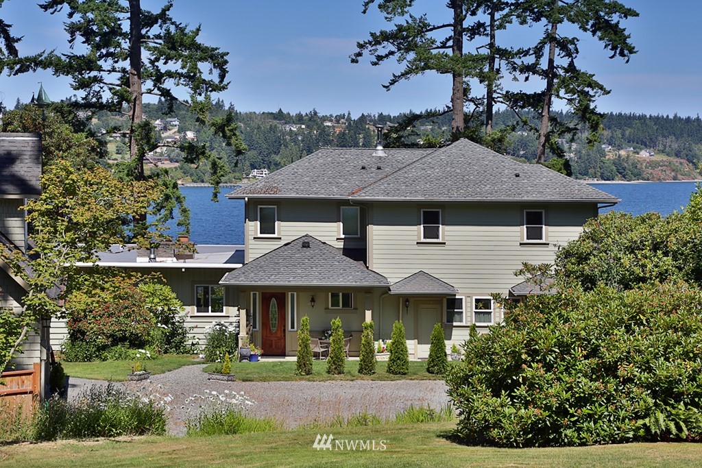 5298 East Harbor Road Freeland, WA 98249 - Photo 3 of 25
