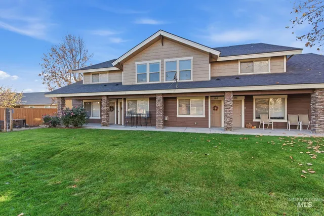 $324,900 | 9993 West Rosecroft Court, Unit 102, Boise, ID 83704