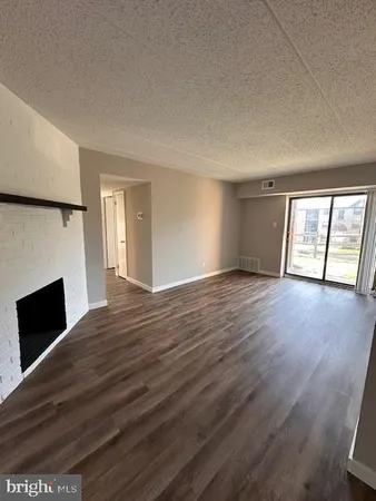 $1,800 | 1402 Valley Drive, Unit 1402, West Chester, PA 19382