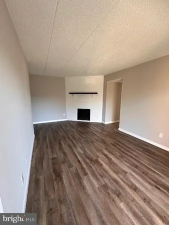 $1,800 | 1402 Valley Drive, Unit 1402, West Chester, PA 19382