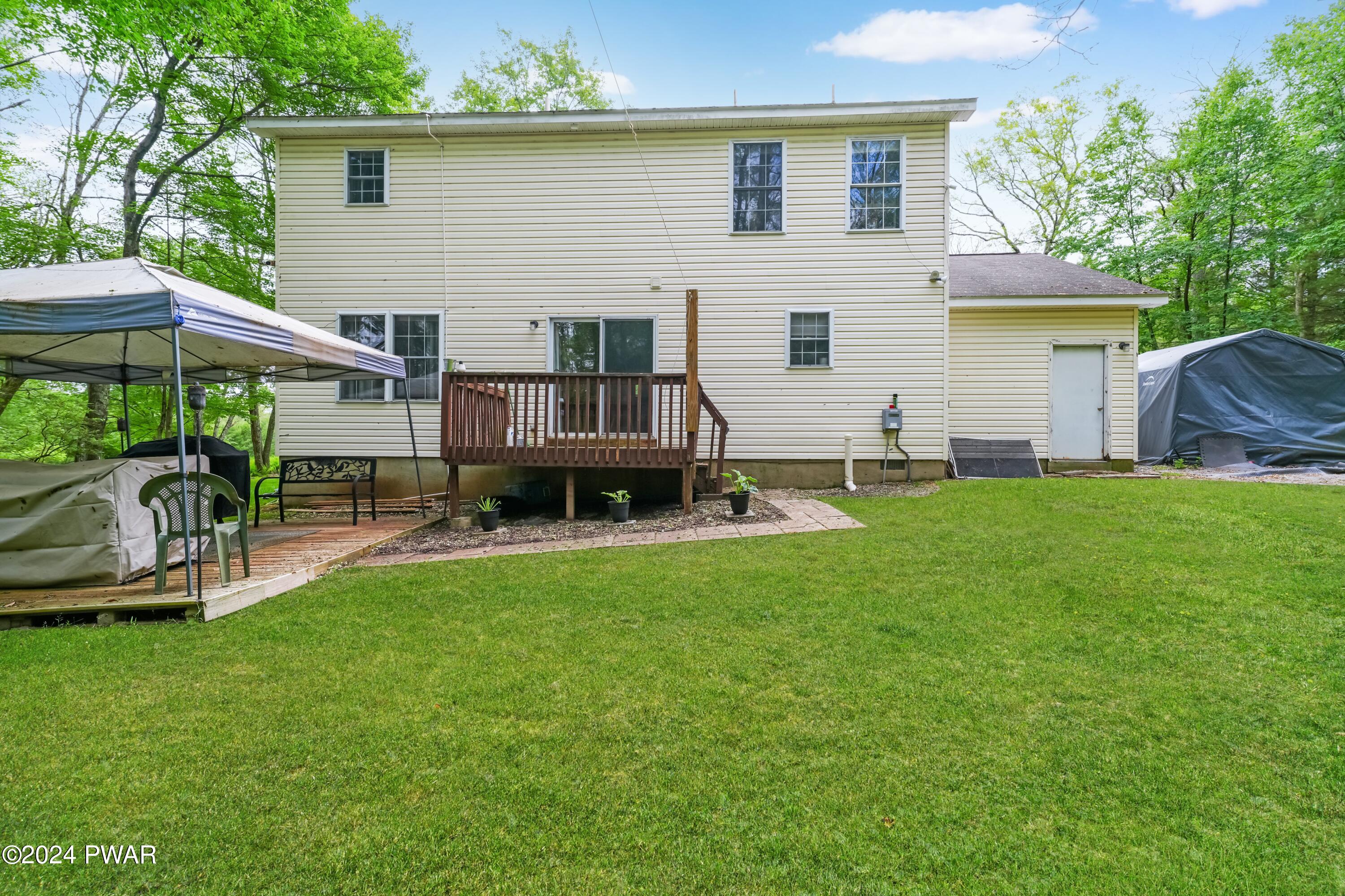 105 Hunts Road Dingmans Ferry, PA 18328 - Photo 7 of 33