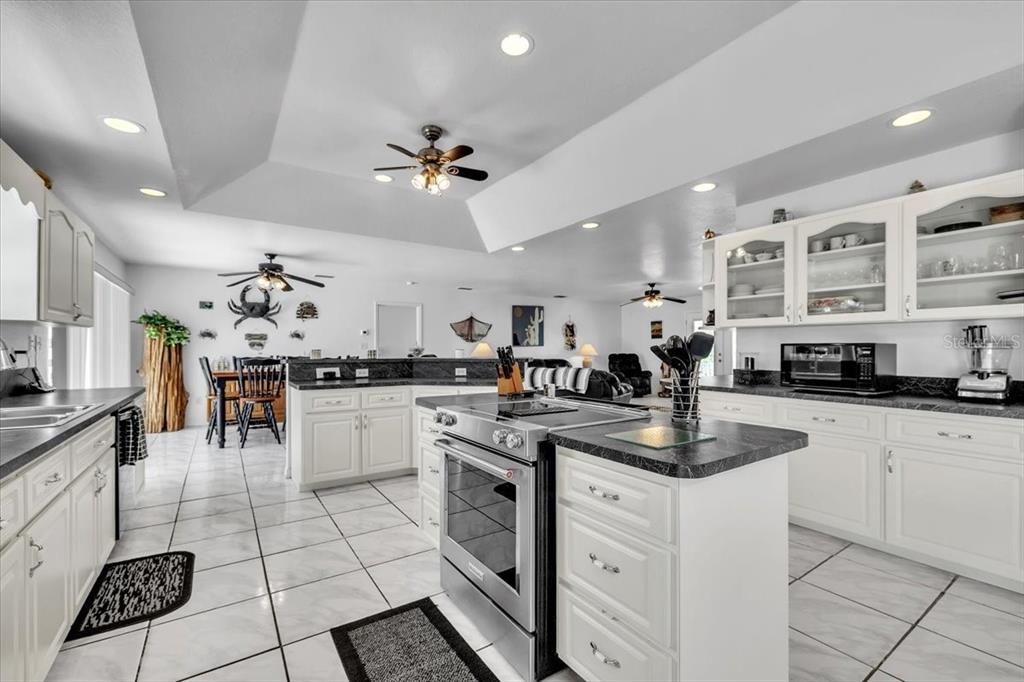 3900 Colony Court Punta Gorda, FL 33950 - Photo 9 of 52