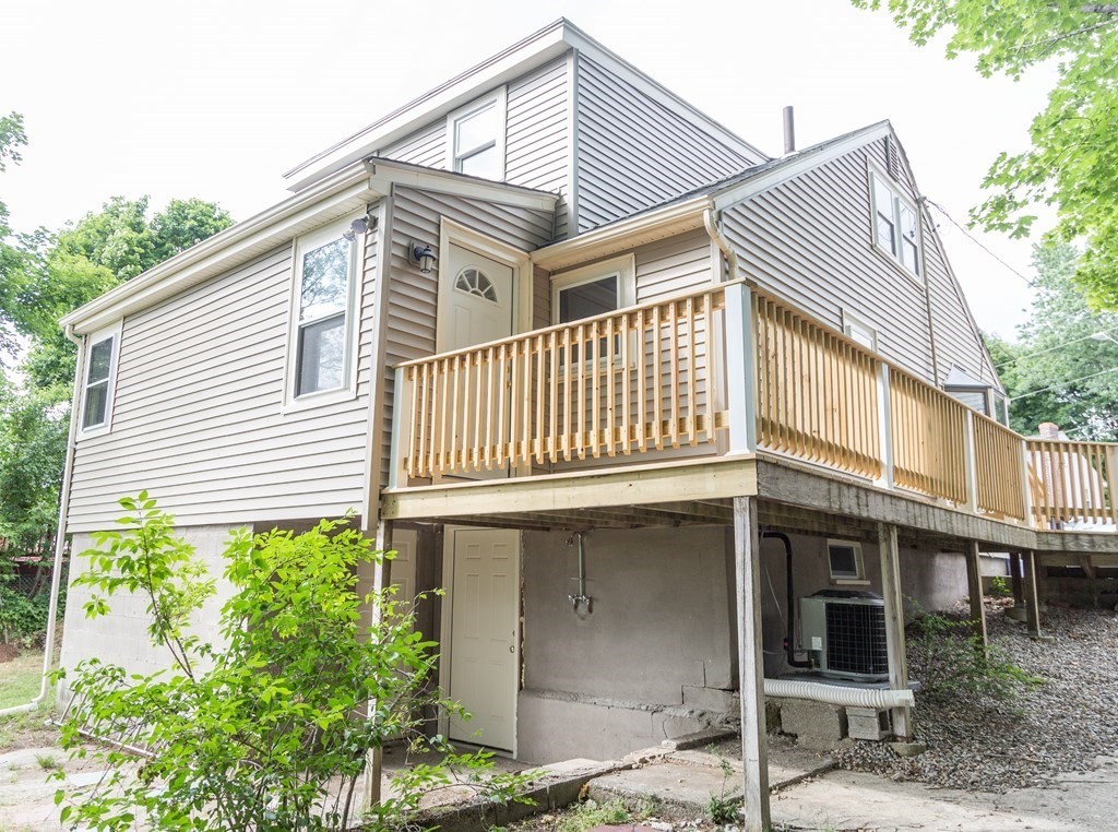32 Clinton Road Weymouth, MA 02189 - Photo 4 of 30 Gallery Image 4