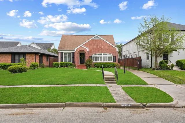 $399,900 | 6645 Fairfield Street, Houston, TX 77023
