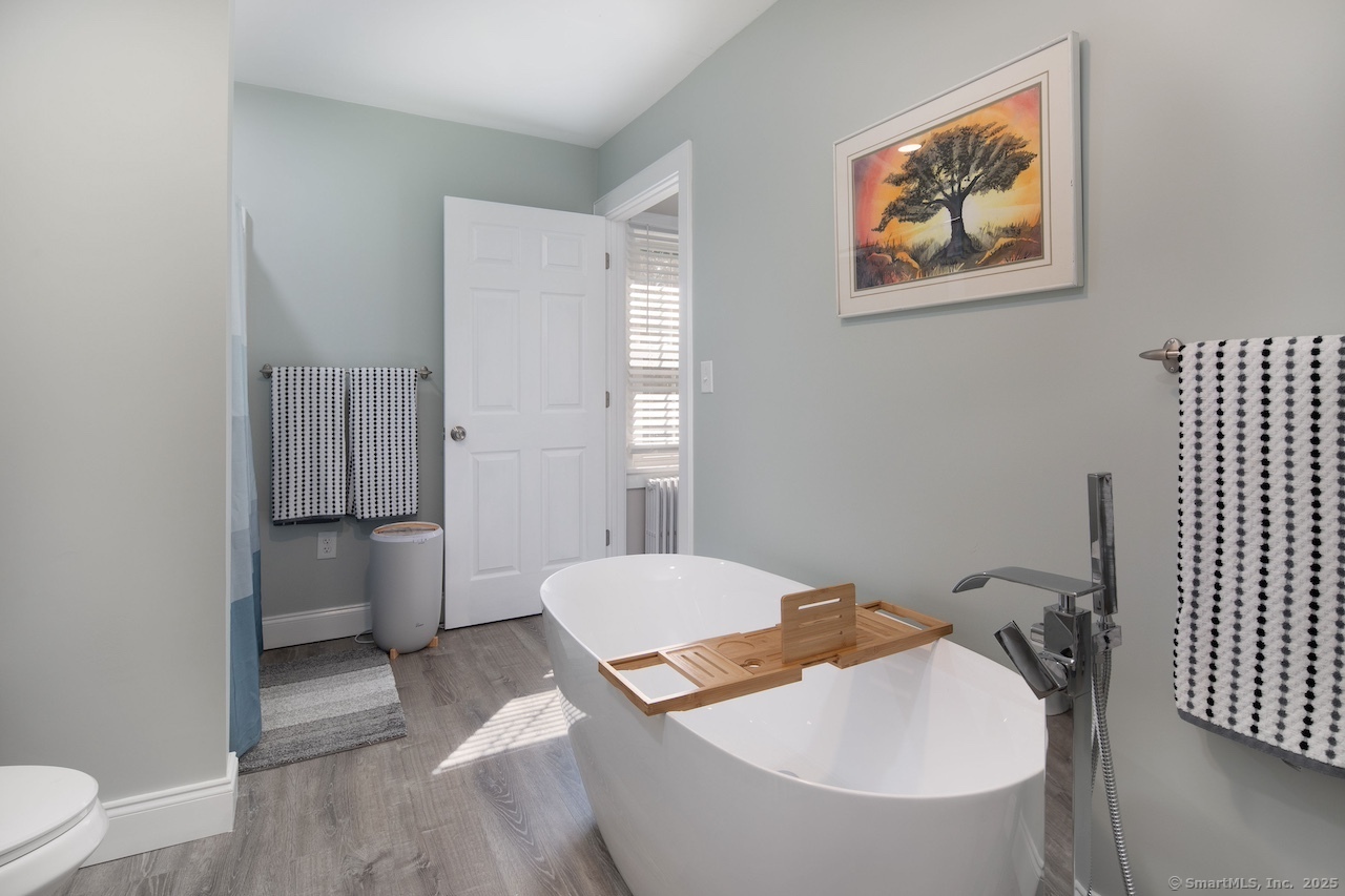 11 Reservoir Road Salisbury, CT 06039 - Photo 12 of 25