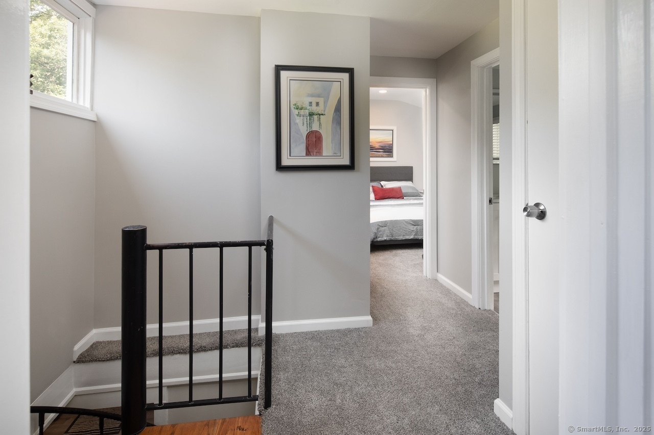 11 Reservoir Road Salisbury, CT 06039 - Photo 15 of 25