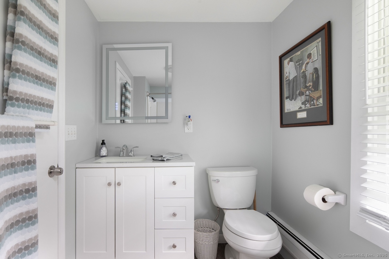 11 Reservoir Road Salisbury, CT 06039 - Photo 17 of 25