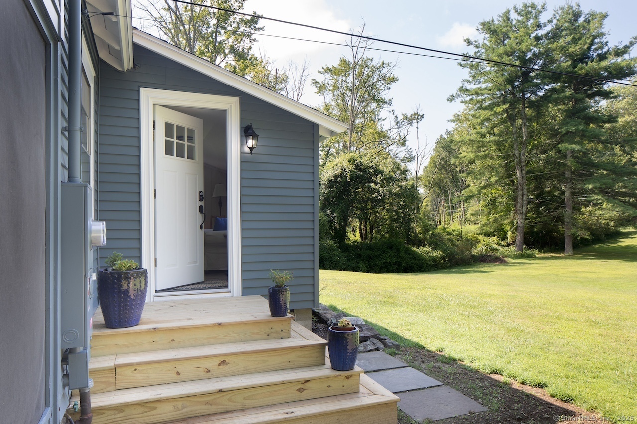 11 Reservoir Road Salisbury, CT 06039 - Photo 20 of 25