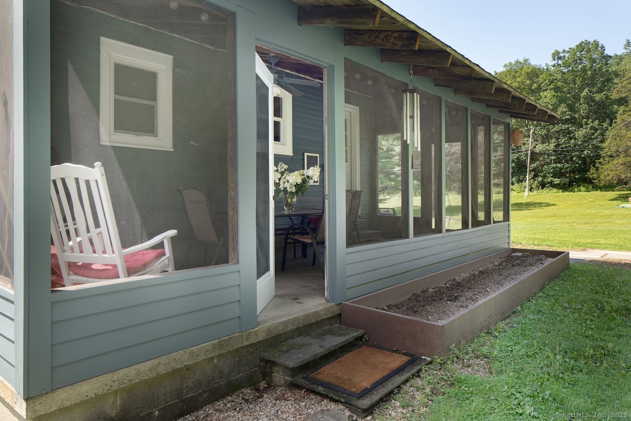 11 Reservoir Road Salisbury, CT 06039 - Photo 22 of 25