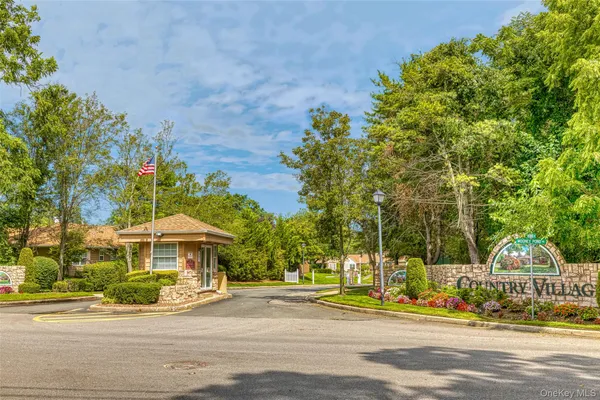 $475,000 | 45 Theodore Drive, Coram, NY 11727
