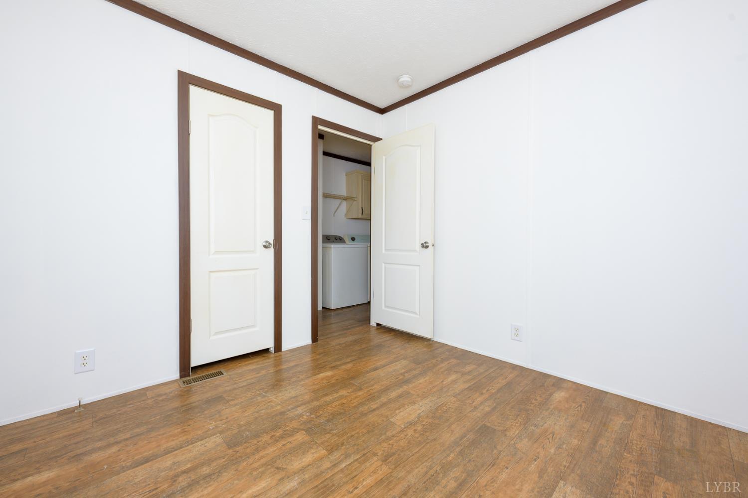841 Mercury Road Gretna, VA 24557 - Photo 6 of 38