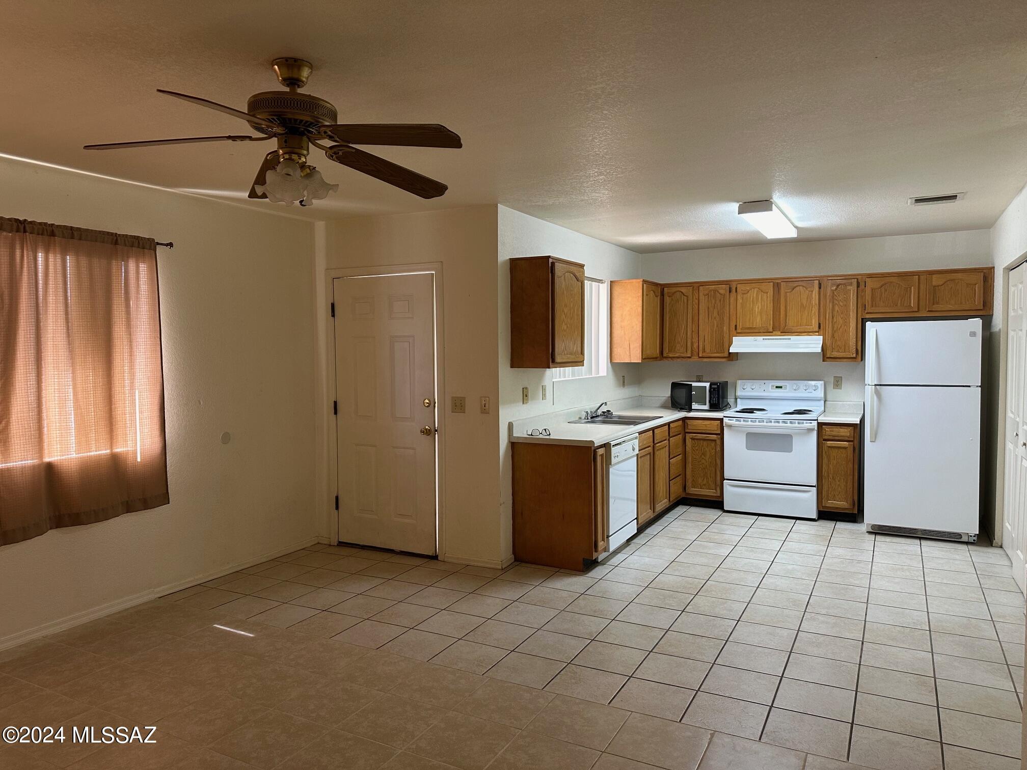 1339 Paseo Militar, Unit A Rio Rico, AZ 85648 - Photo 12 of 13