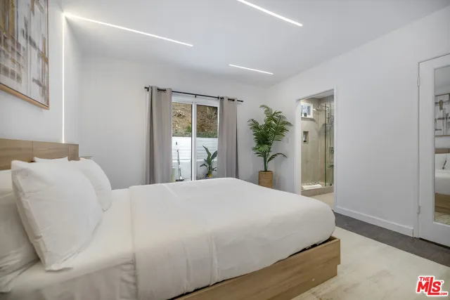 $18,500 | 9596 Shirley Lane, Beverly Hills, CA 90210