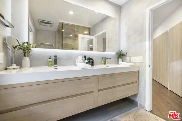 $18,500 | 9596 Shirley Lane, Beverly Hills, CA 90210