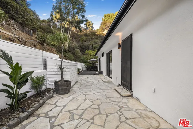 $18,500 | 9596 Shirley Lane, Beverly Hills, CA 90210