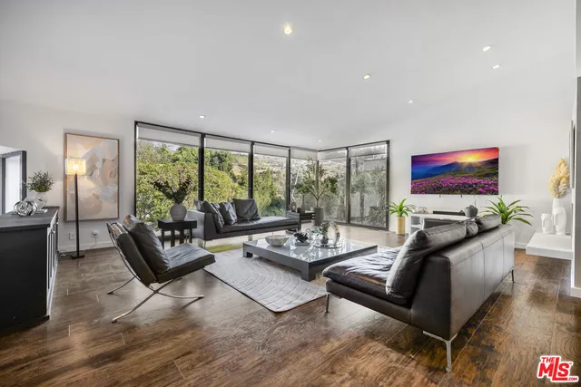 $18,500 | 9596 Shirley Lane, Beverly Hills, CA 90210