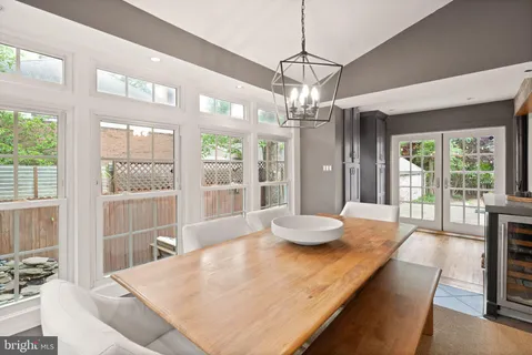 $1,115,000 | 4843 Arlington Boulevard, Arlington, VA 22203