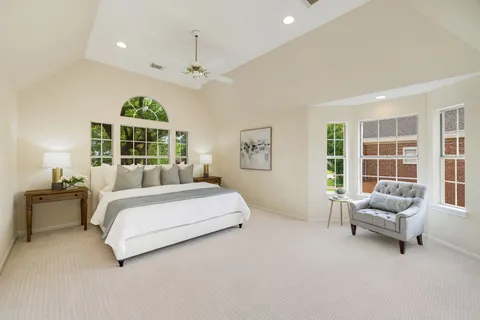 $1,199,000 | 4900 Cedar Street, Bellaire, TX 77401