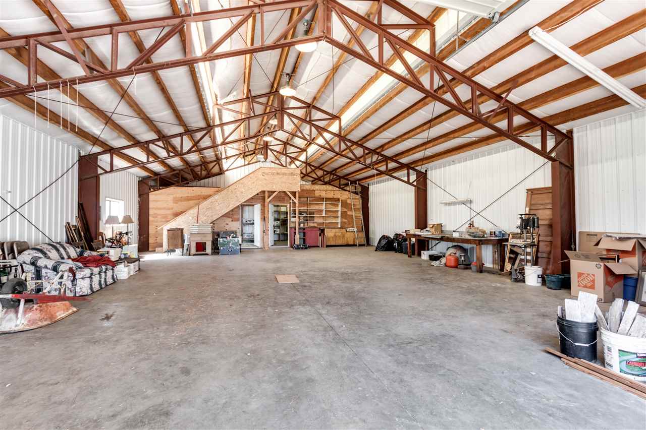 13102 East Farwell Road Spokane, WA 99217 - Photo 12 of 19 Gallery Image 12
