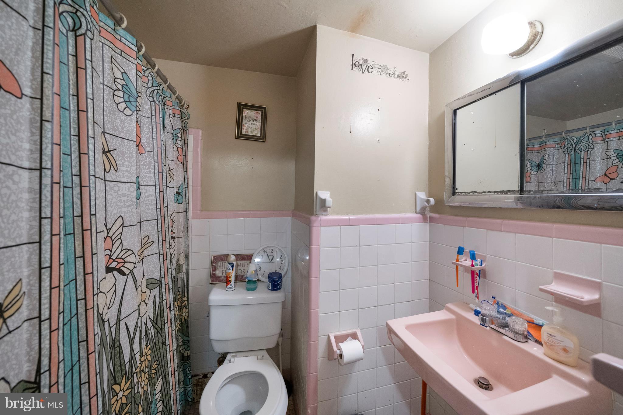 1349 Harshaw Road Brookhaven, PA 19015 - Photo 19 of 24
