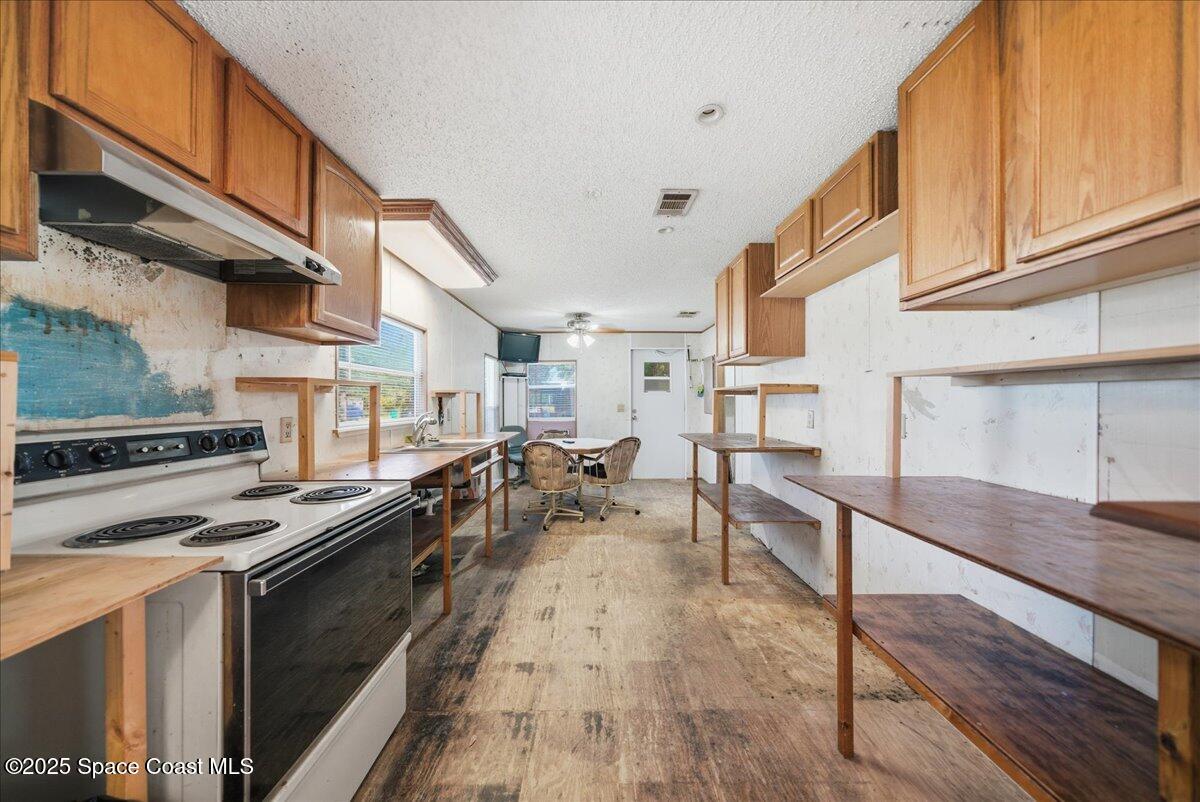 4245 Royal Palm Avenue Cocoa, FL 32926 - Photo 13 of 29 Kitchen
