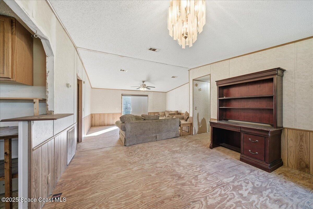 4245 Royal Palm Avenue Cocoa, FL 32926 - Photo 7 of 29 Entryway