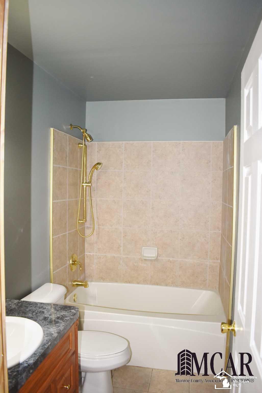 12175 Oelke Road Maybee, MI 48159 - Photo 36 of 45 21454331-35.JPG