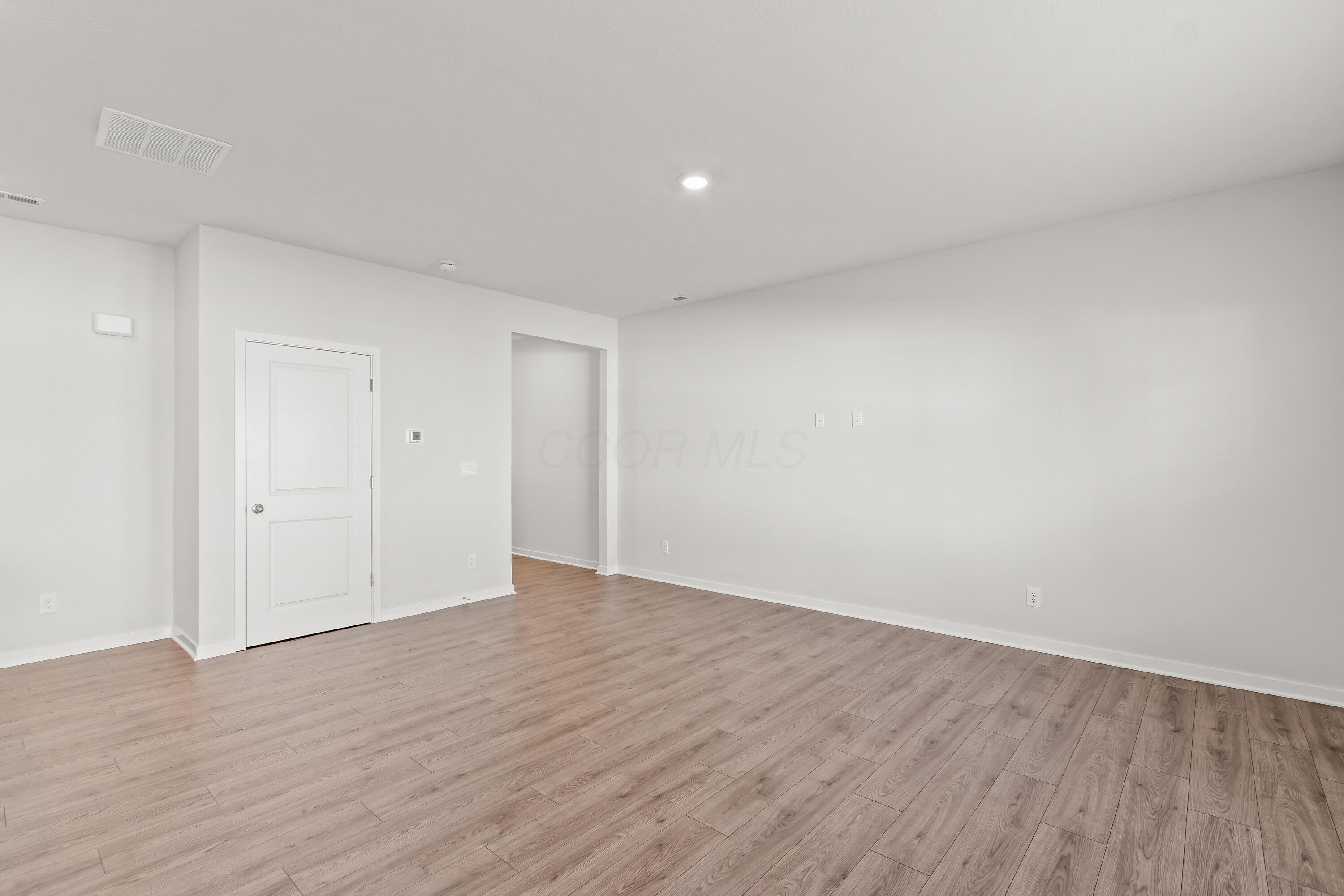 6352 Ripken Street Hilliard, OH 43026 - Photo 14 of 38 6352 Ripken Street-8.jpg-FULL