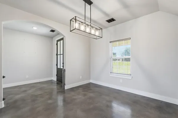 $495,000 | 4870 County Road 1037, Celeste, TX 75423