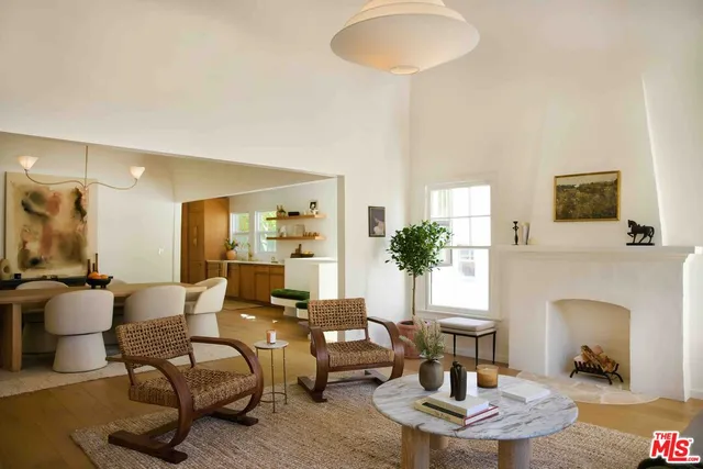 $2,998,000 | 3234 Lowry Road, Los Angeles, CA 90027