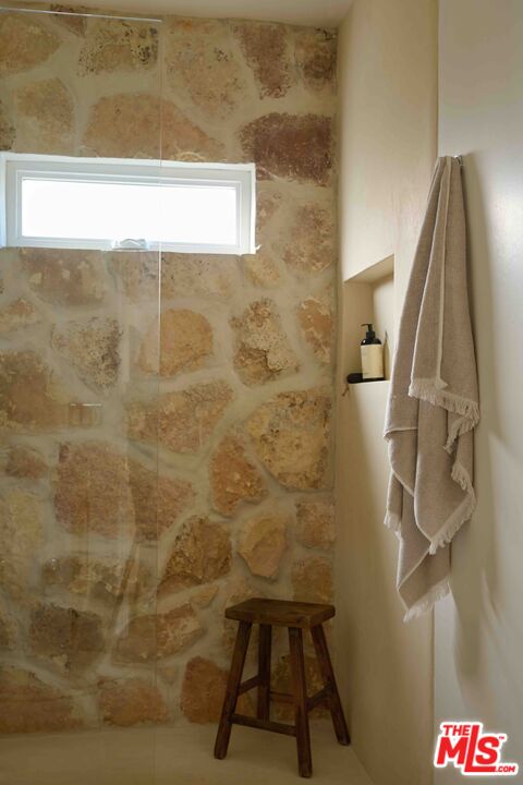 3234 Lowry Road Los Angeles, CA 90027 - Photo 25 of 56