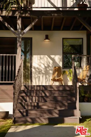 $2,998,000 | 3234 Lowry Road, Los Angeles, CA 90027