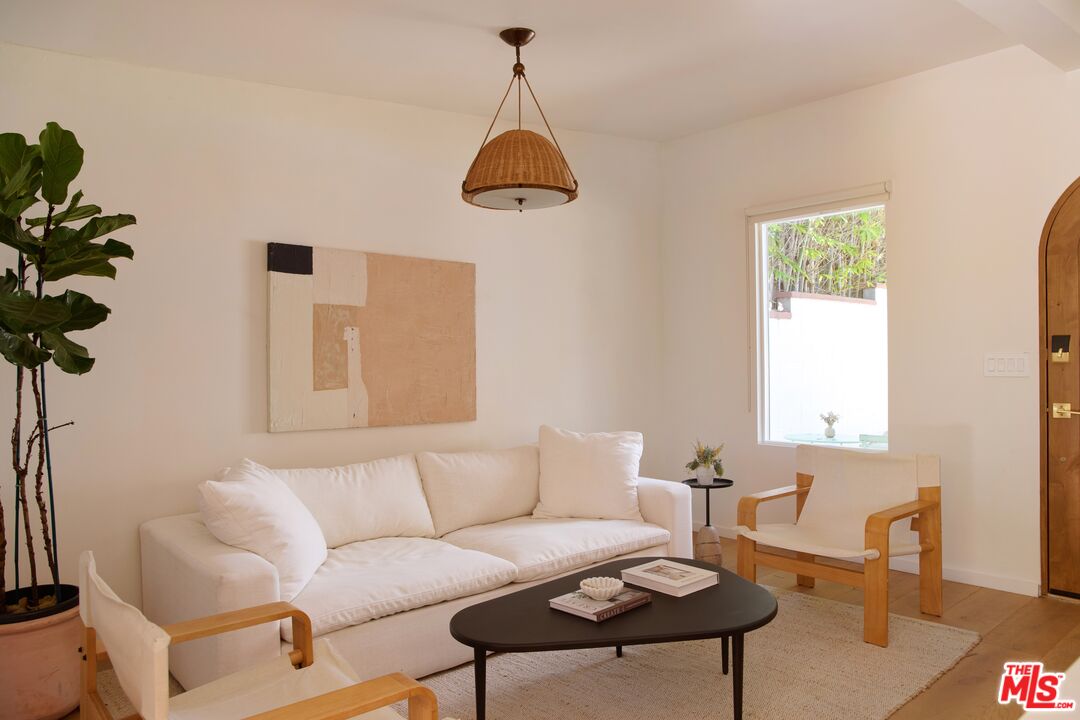 3234 Lowry Road Los Angeles, CA 90027 - Photo 40 of 56