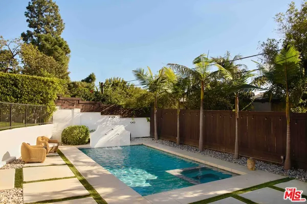 $3,650,000 | 3234 Lowry Road, Los Angeles, CA 90027