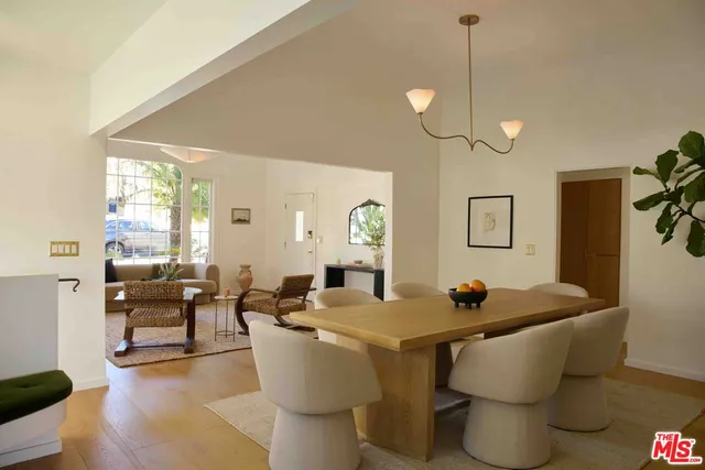 $2,998,000 | 3234 Lowry Road, Los Angeles, CA 90027