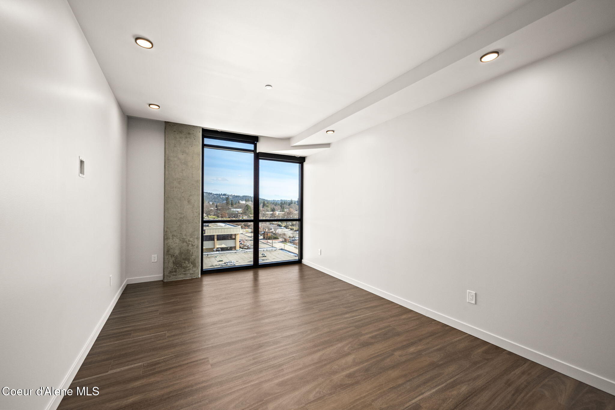 116 South 3rd Street, Unit 605 Coeur D'Alene, ID 83814 - Photo 12 of 56 10-web-or-mls-DSC_4092