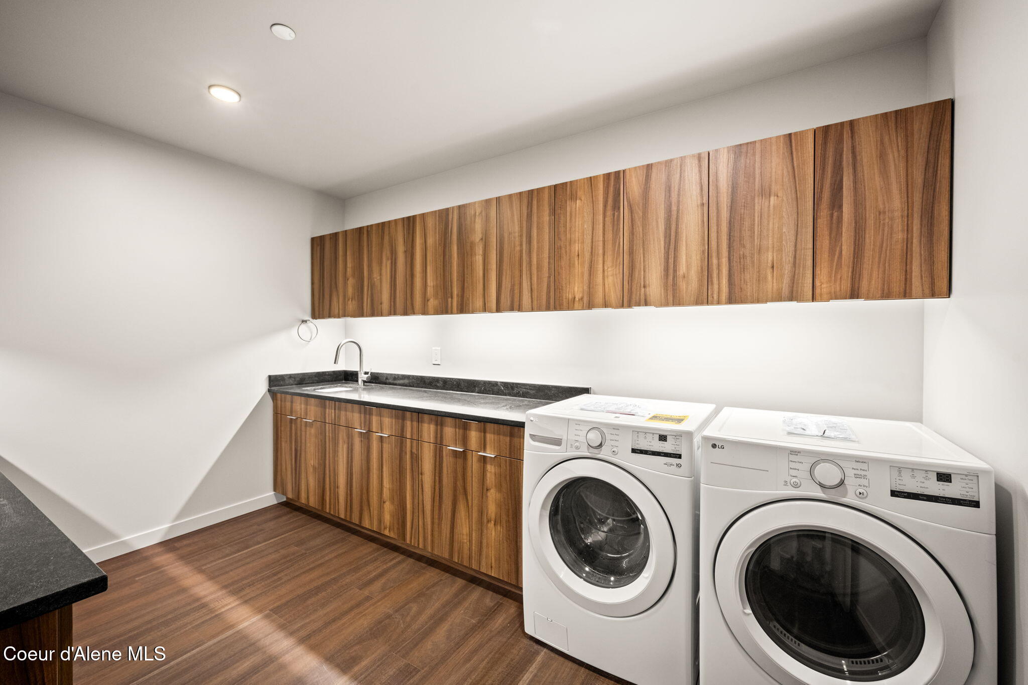 116 South 3rd Street, Unit 605 Coeur D'Alene, ID 83814 - Photo 7 of 56 5-web-or-mls-DSC_4055