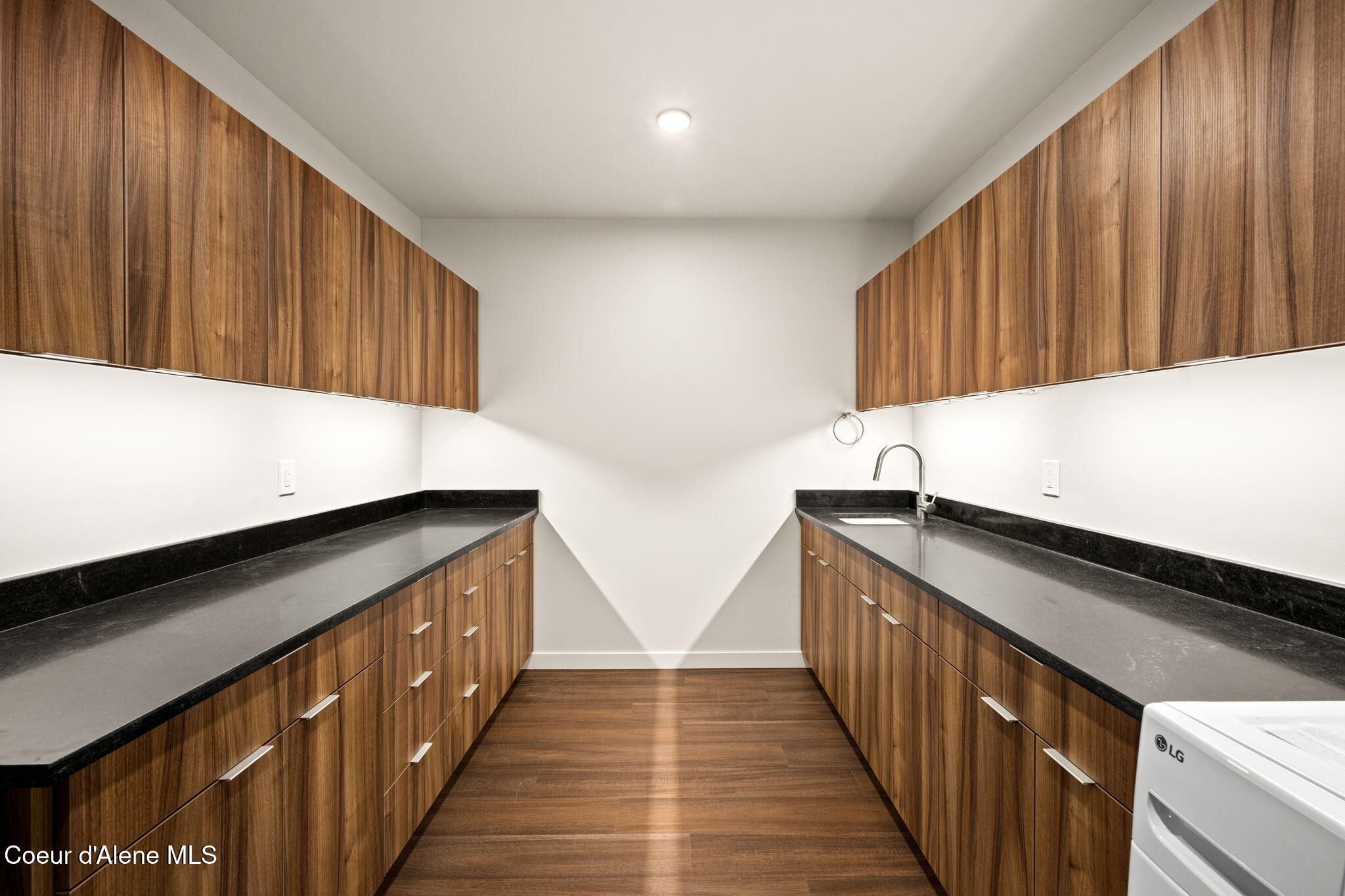 116 South 3rd Street, Unit 605 Coeur D'Alene, ID 83814 - Photo 8 of 56 6-web-or-mls-DSC_4061