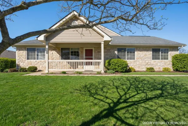 $240,000 | 233 Wildwood Court, Heath, OH 43056