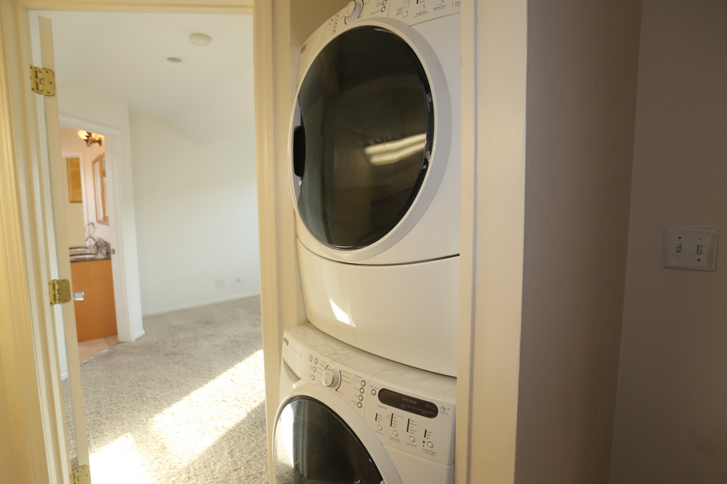 2458 North Clybourn Avenue, Unit 2F Chicago, IL 60614 - Photo 17 of 20 a close up view of a washer and dryer